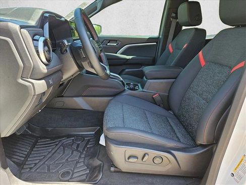 Used 2023 Chevrolet Colorado Z71 w/ Z71 Convenience Package 2 AWD/4WD image 16