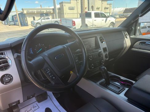 Used 2015 Ford Expedition EL XLT w/ Equipment Group 202A AWD/4WD image 7