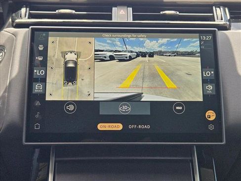 Used 2026 Land Rover Range Rover Velar Dynamic SE AWD/4WD image 14