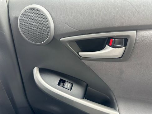 Used 2010 Toyota Prius Two FWD image 27