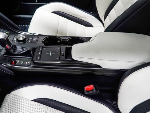 Used 2022 Lexus IS 350 F Sport w/ Navigation Package RWD image 16