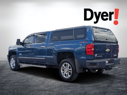 Used 2019 Chevrolet Silverado 2500 High Country w/ Duramax Plus Package AWD/4WD image 6