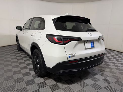 Certified 2025 Honda HR-V LX image 2