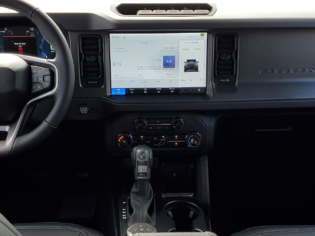 New 2026 Ford Bronco Big Bend w/ Black Diamond Package AWD/4WD image 32