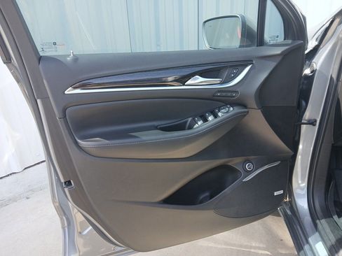 Used 2020 Buick Enclave Avenir w/ Avenir Technology Package image 10