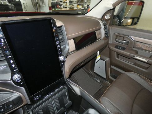 New 2026 RAM 2500 Limited image 11