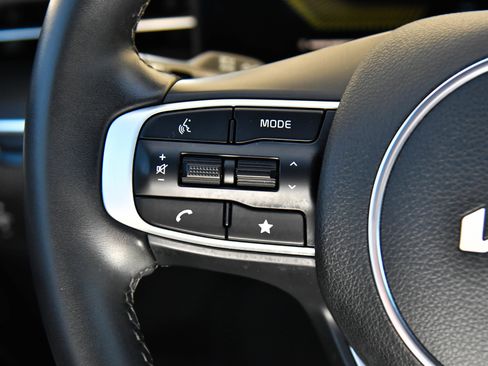 Used 2025 Kia K5 GT-Line w/ GT-Line Premium Package FWD image 35