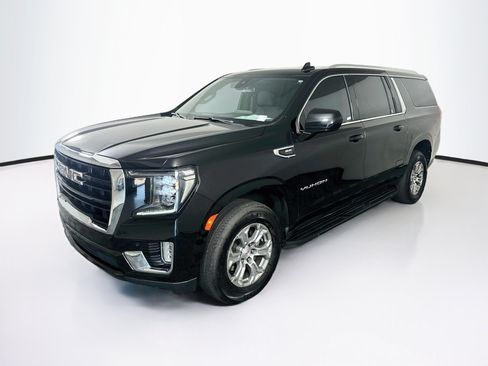 Used 2021 GMC Yukon XL SLE AWD/4WD image 3