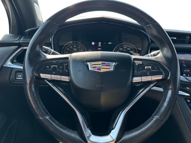 Certified 2024 Cadillac XT6 Premium Luxury w/ Technology Package FWD image 24