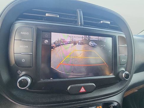 Used 2022 Kia Soul LX w/ Technology Package image 19