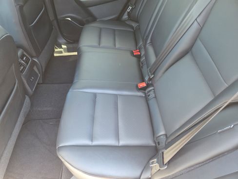 Used 2021 Nissan Rogue SV w/ Premium Package AWD/4WD image 19