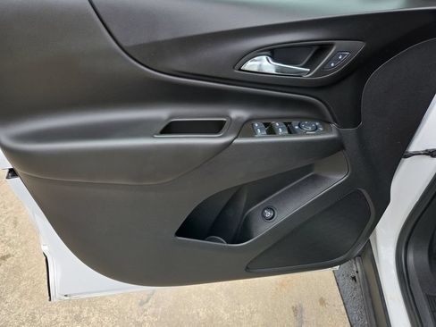 Certified 2024 Chevrolet Equinox LT FWD image 26