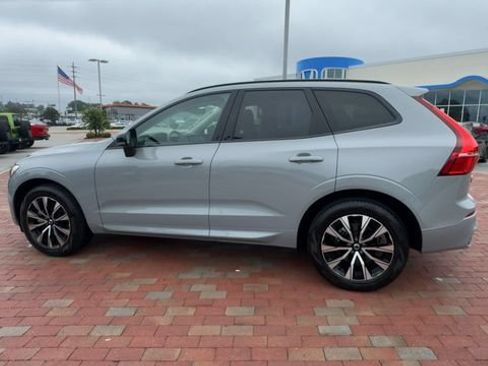 Used 2025 Volvo XC60 B5 Core w/ Protection Package Premier AWD/4WD image 8