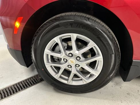 Used 2024 Chevrolet Equinox LT w/ LPO, Floor Liner Package image 9