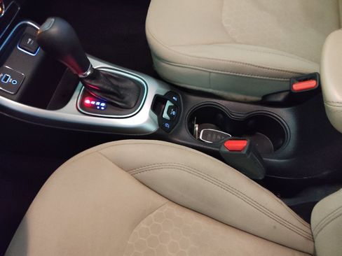 Used 2018 Jeep Compass Sport FWD image 26