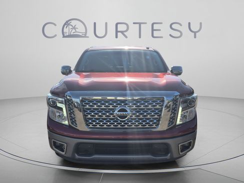 Used 2019 Nissan Titan Platinum Reserve RWD image 10