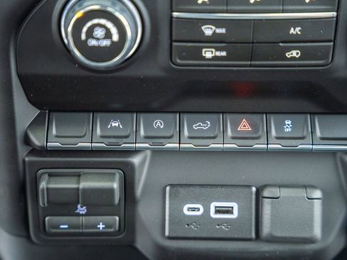 New 2026 Chevrolet Silverado 1500 W/T AWD/4WD image 24