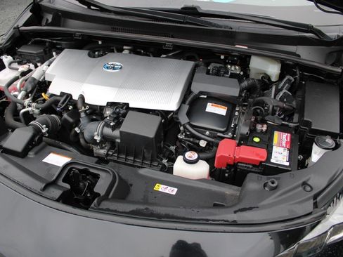 Used 2021 Toyota Prius Prime LE image 45