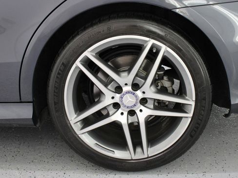 Used 2014 Mercedes-Benz E 350 Sedan w/ Premium 1 Package image 78