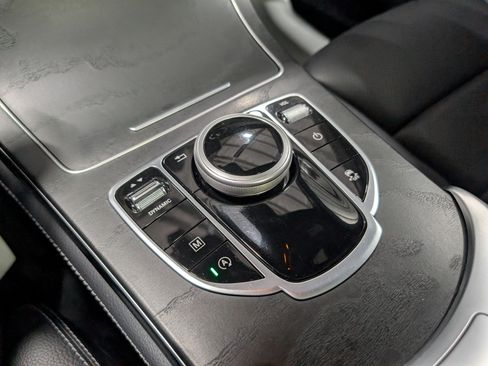 Used 2019 Mercedes-Benz GLC 300 4MATIC Coupe image 25