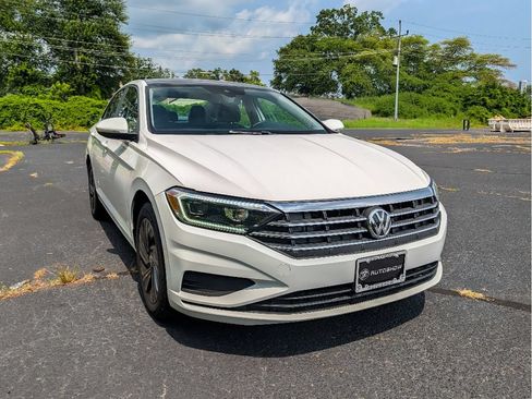 Used 2019 Volkswagen Jetta SEL Premium FWD image 3