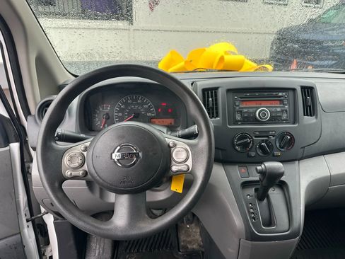 Used 2016 Nissan NV200 S w/ Cruise Control Package image 23