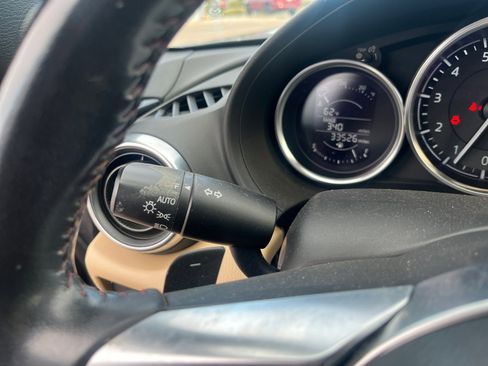 Used 2016 MAZDA MX-5 Miata Grand Touring image 12