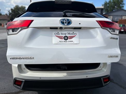 Used 2019 Toyota Highlander Limited AWD/4WD image 12