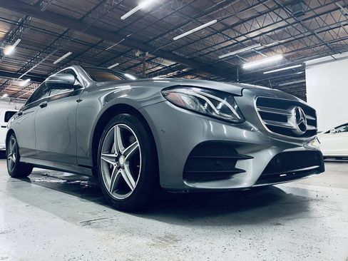 Used 2017 Mercedes-Benz E 300 4MATIC image 10