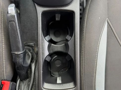 Used 2017 Ford Focus ST FWD image 38