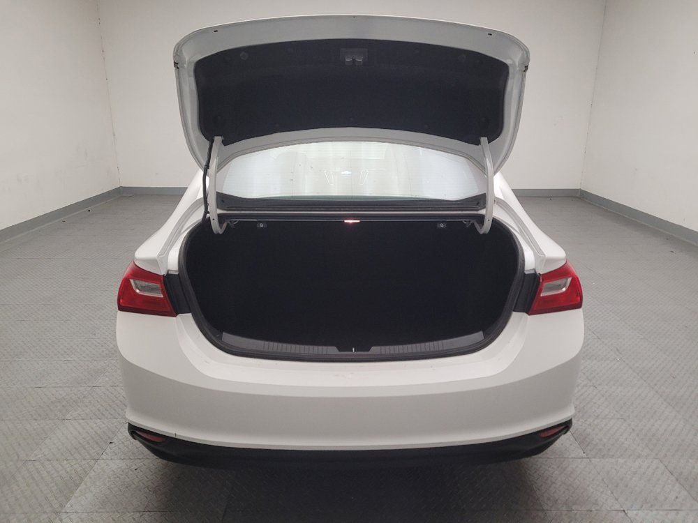 Used 2023 Chevrolet Malibu LT FWD image 29