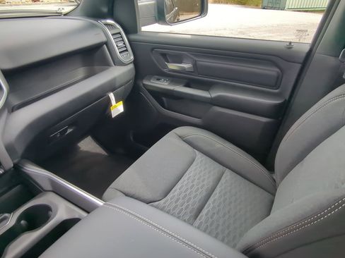 New 2026 RAM 1500 Express image 15
