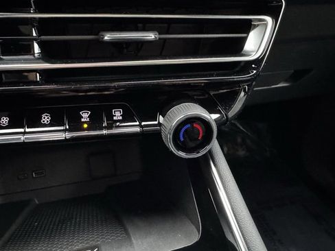 New 2026 Chevrolet Traverse Z71 w/ Enhanced Driving Package image 16