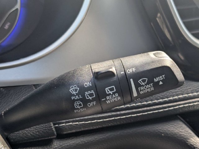 Used 2023 Chrysler Pacifica Touring-L w/ S Appearance Package FWD image 28