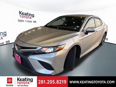 Used 2020 Toyota Camry SE image 7
