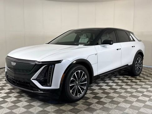 New 2026 Cadillac Lyriq Premium Sport RWD image 2