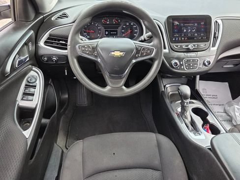 Used 2023 Chevrolet Malibu LT FWD image 7
