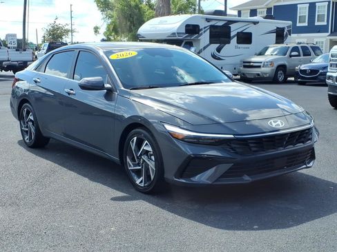 Used 2026 Hyundai Elantra Limited w/ Cargo Package FWD image 7