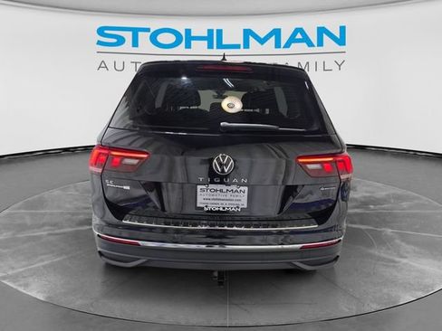 Certified 2023 Volkswagen Tiguan SE AWD/4WD image 5