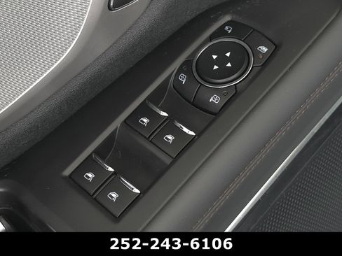 Used 2025 Ford Expedition Max Active AWD/4WD image 31