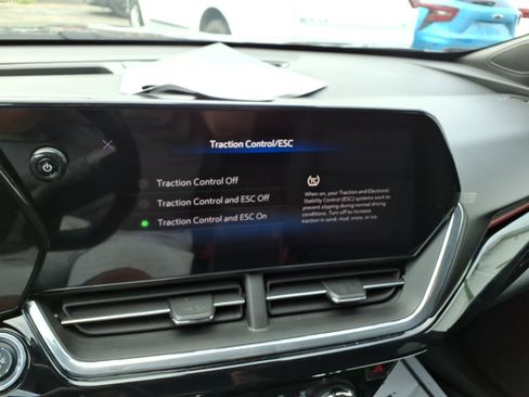 Certified 2025 Chevrolet Trax RS w/ Driver Confidence Package FWD image 30