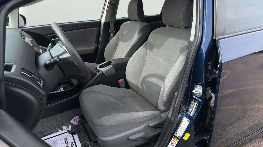 Used 2014 Toyota Prius Two FWD image 12