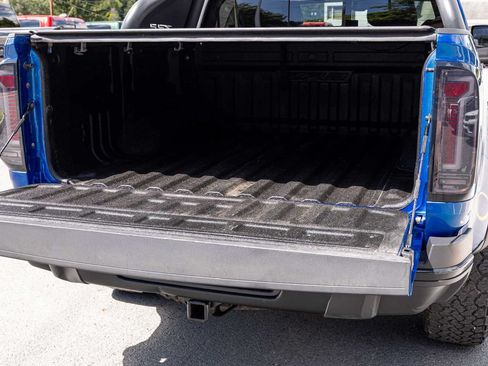 Used 2019 Chevrolet Colorado ZR2 w/ ZR2 Dusk Special Edition AWD/4WD image 34