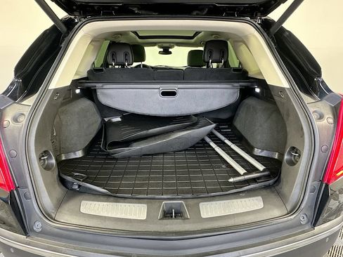 Used 2017 Cadillac XT5 Premium Luxury w/ Advanced Security Package FWD image 26