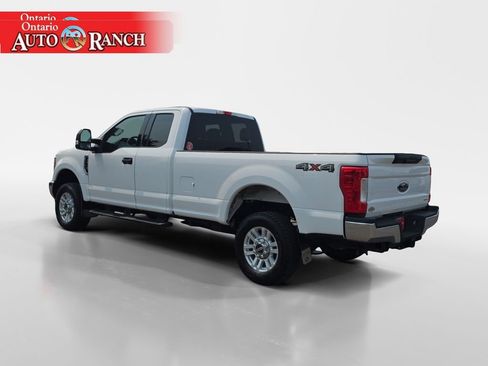 Used 2019 Ford F350 XLT w/ Camper Package AWD/4WD image 3