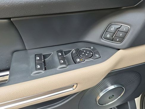 Used 2022 Ford Expedition Max Limited AWD/4WD image 32
