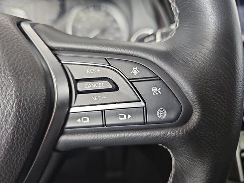 Used 2023 INFINITI Q50 Sensory RWD image 17