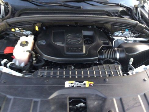 Used 2021 Jeep Grand Cherokee L Overland w/ Advanced Protech Group III image 11