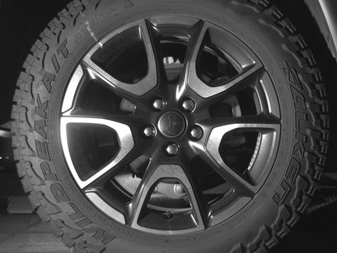 Used 2025 Jeep Compass Trailhawk AWD/4WD image 15