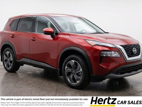 Used 2025 Nissan Rogue SV AWD/4WD image 1